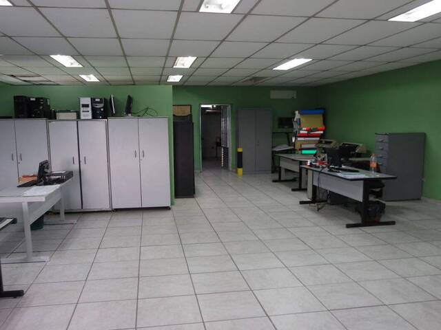 Sala para Venda em Jandira - 4