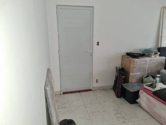 Casa para Venda em Carapicuíba - 5