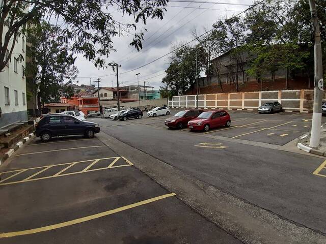 #17 - Apartamento para Venda em Carapicuíba - SP - 2