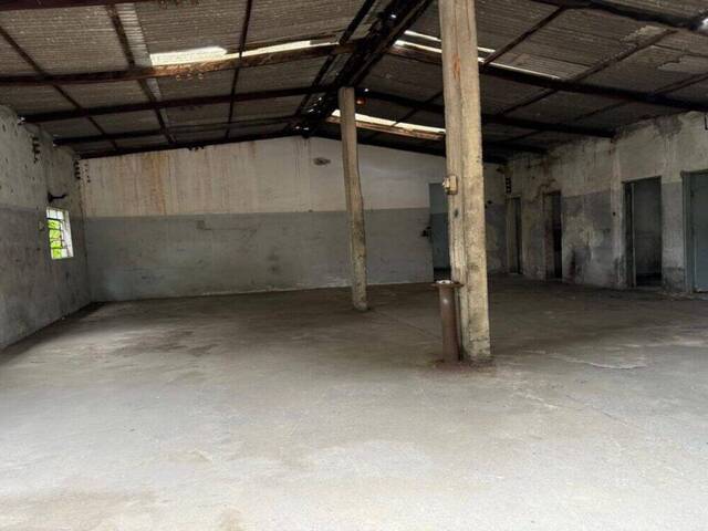 #53 - Sala para Venda em Santana de Parnaíba - SP