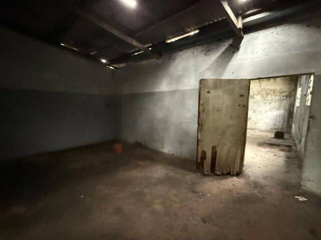 Sala para Venda em Santana de Parnaíba - 5
