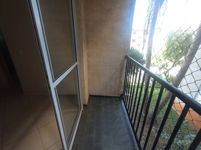 Apartamento para Venda em Carapicuíba - 5