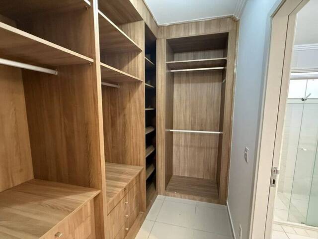 Apartamento para Venda em Santana de Parnaíba - 2