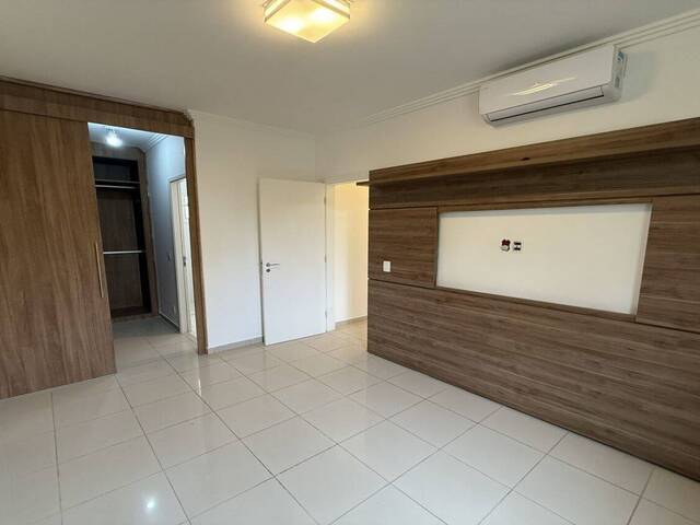 Apartamento para Venda em Santana de Parnaíba - 3