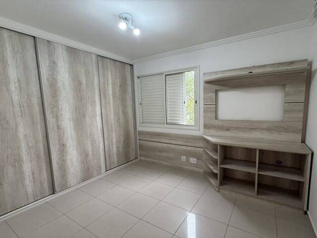 Apartamento para Venda em Santana de Parnaíba - 5