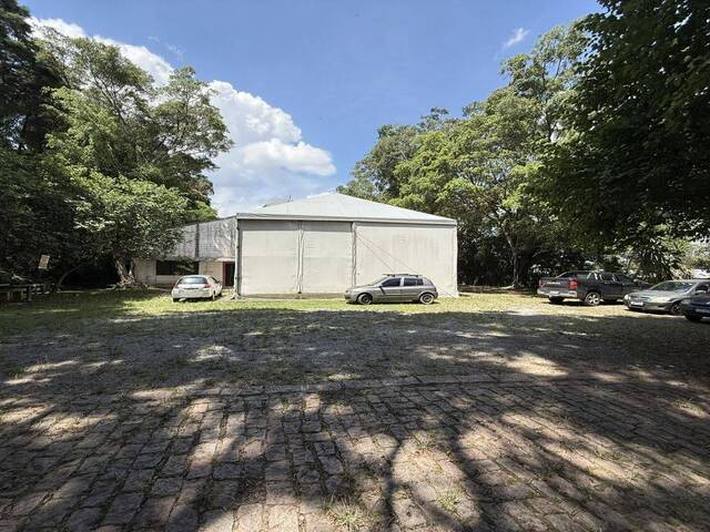 Locação em Granja Viana II - Cotia