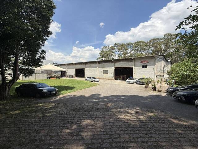 Locação em Granja Viana II - Cotia