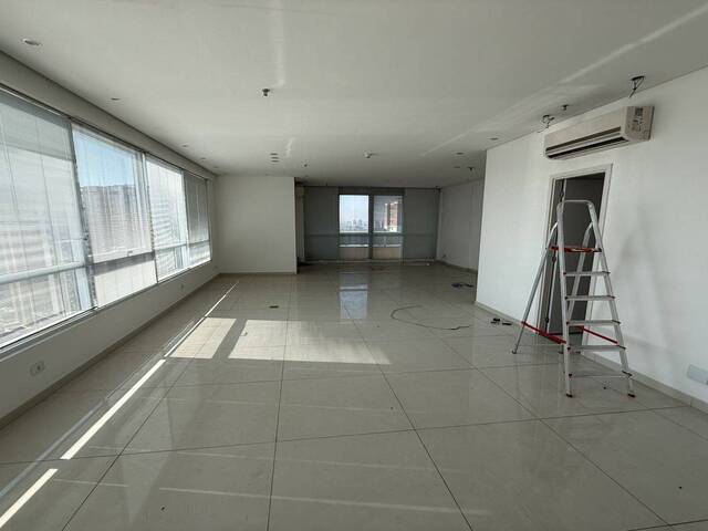 Sala para Venda em Barueri - 3