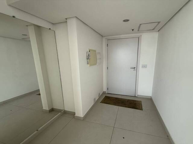 Sala para Venda em Barueri - 4