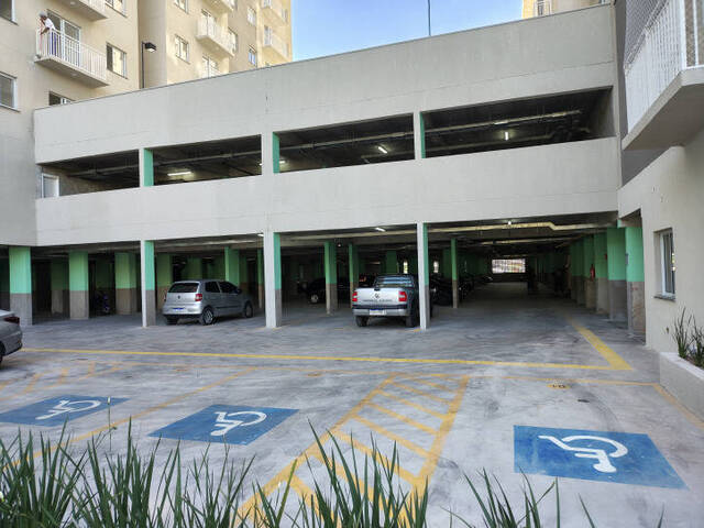 Apartamento para Venda em Carapicuíba - 2